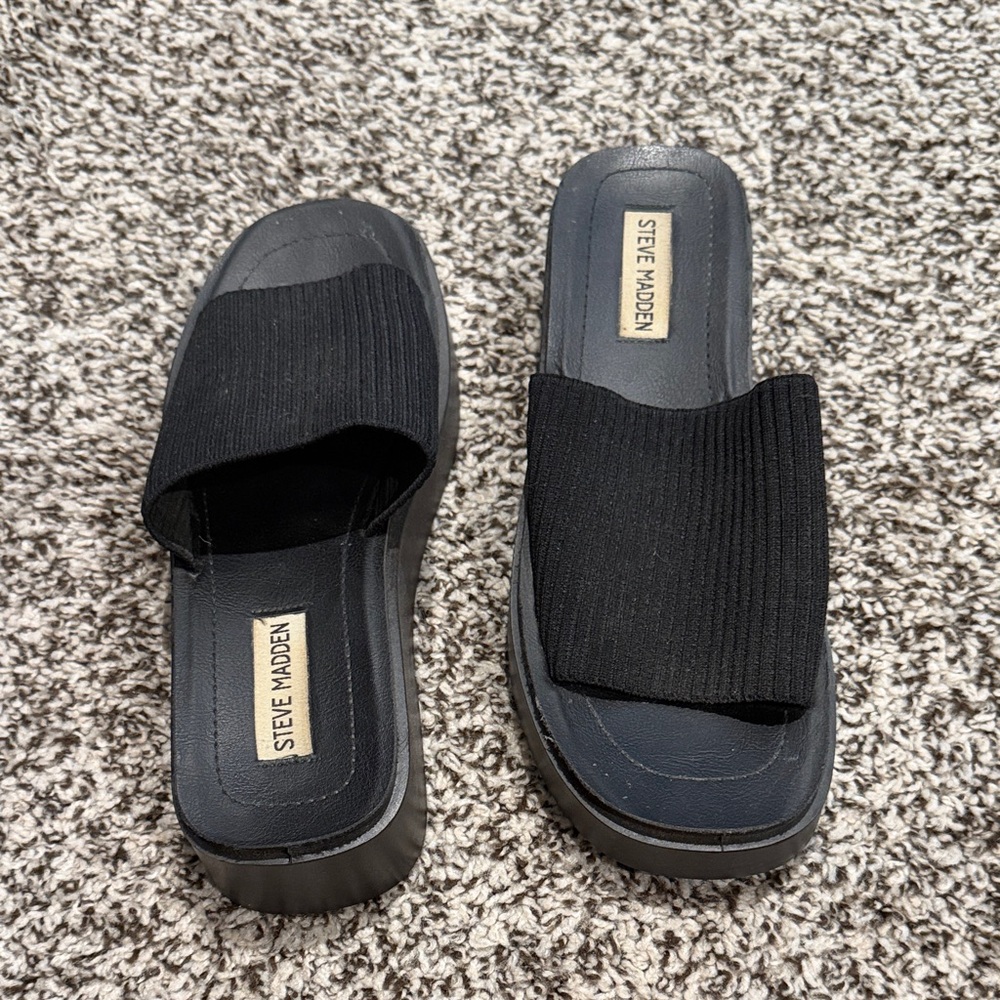 Steve Madden platform sandal